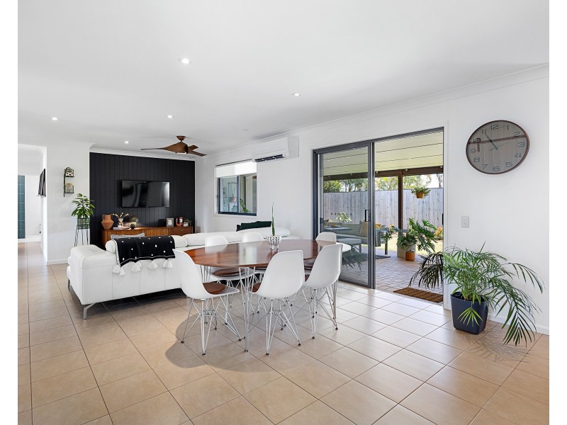 19 Lakefield Drive, Victoria Point QLD 4165