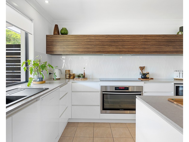 19 Lakefield Drive, Victoria Point QLD 4165