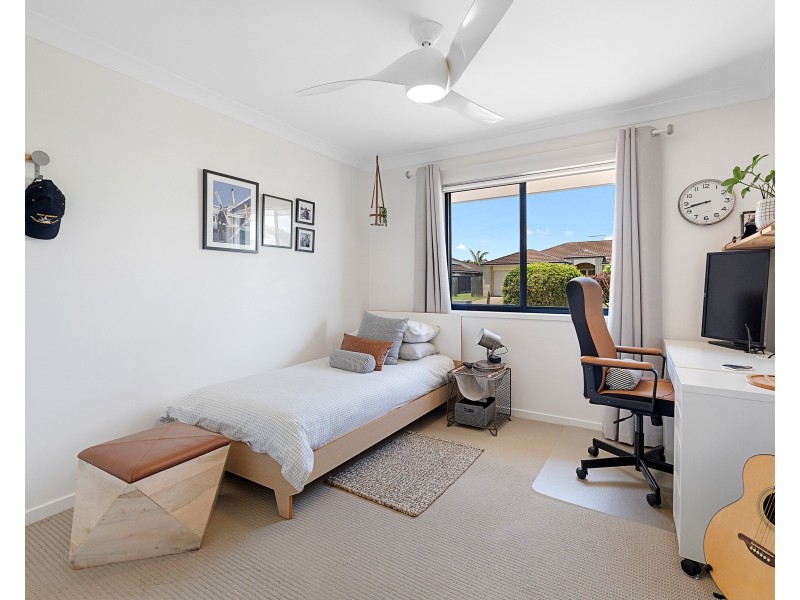 19 Lakefield Drive, Victoria Point QLD 4165