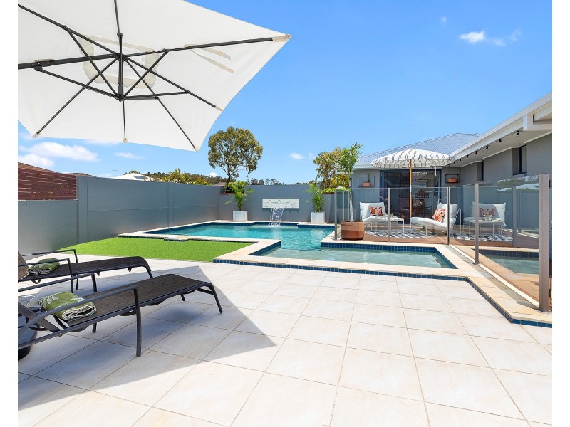 19 Lakefield Drive, Victoria Point QLD 4165