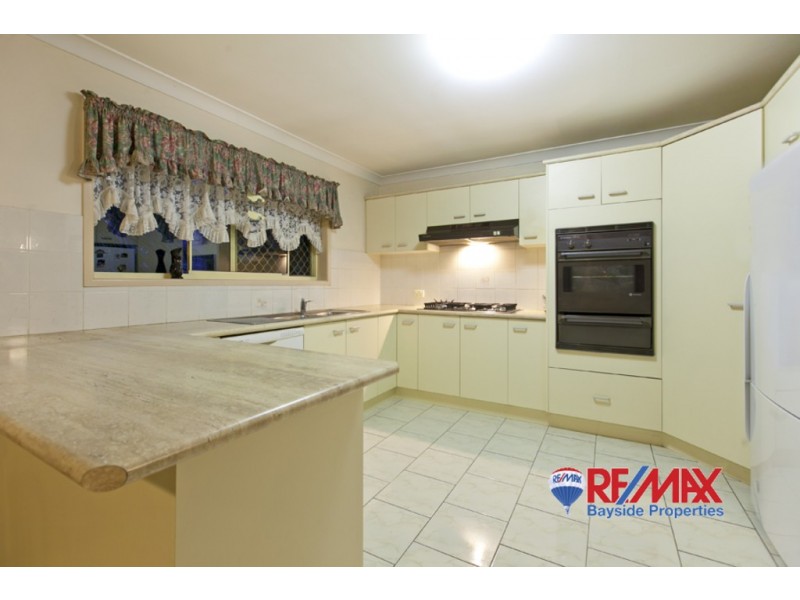 8 Rosewood Street, Birkdale QLD 4159