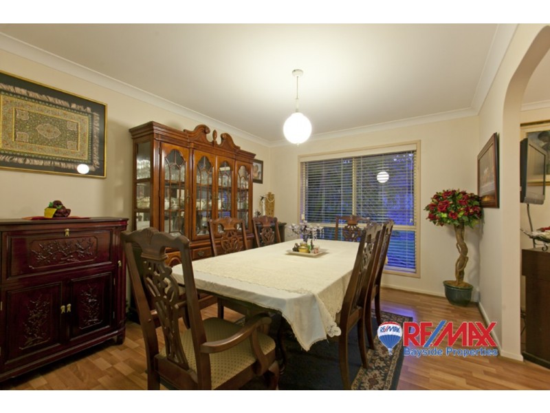 8 Rosewood Street, Birkdale QLD 4159