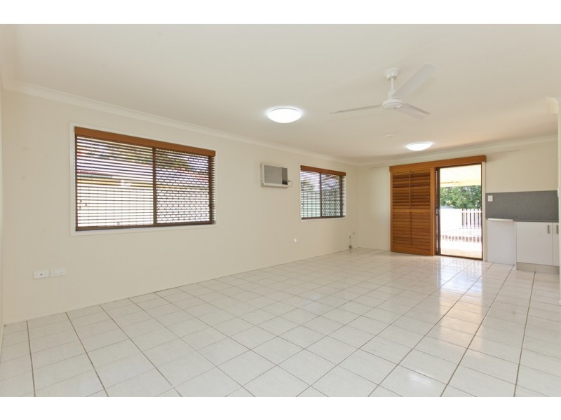18 Sycamore Parade, Victoria Point QLD 4165