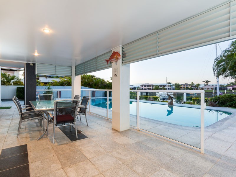 15 MARTINGALE COURT, Raby Bay QLD 4163