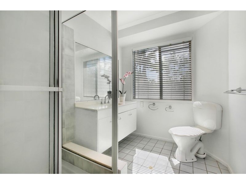 16 Prescoter Drive, Victoria Point QLD 4165