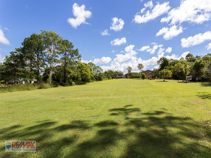 44 Green Camp Road, Wakerley QLD 4154