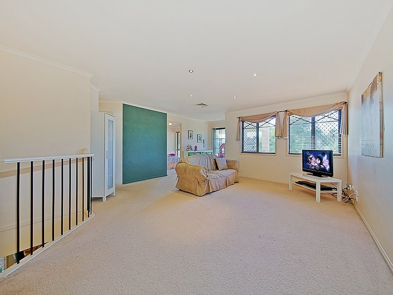 8 King Island Drive, Wellington Point QLD 4160