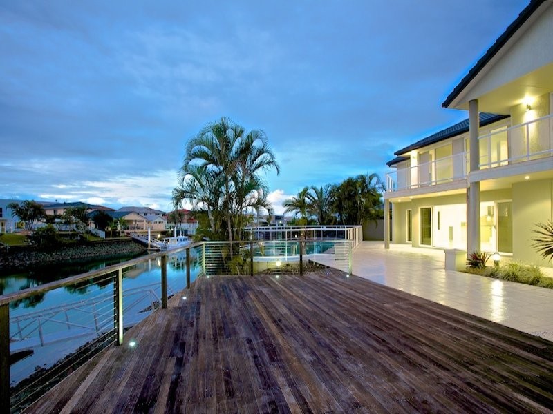 25 Downwind Crt, Birkdale QLD 4159