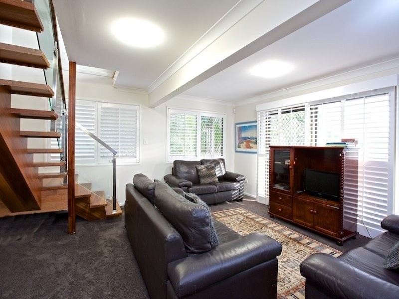 20 Hull Street, Thorneside QLD 4158