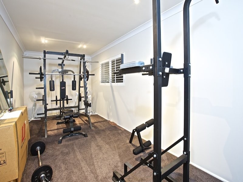 20 Hull Street, Thorneside QLD 4158