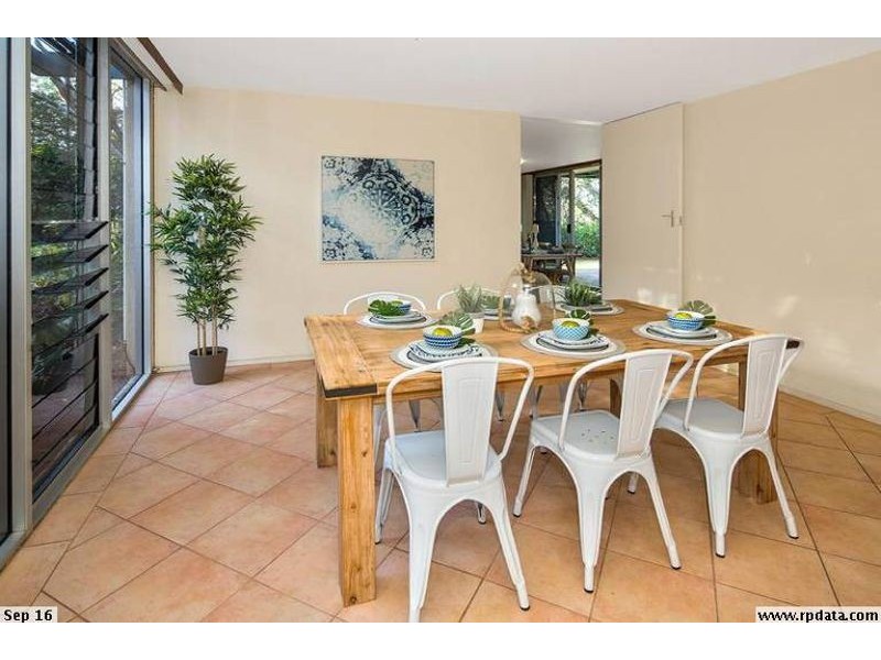 92 Broadwater Terrace, Redland Bay QLD 4165