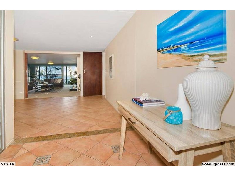 92 Broadwater Terrace, Redland Bay QLD 4165