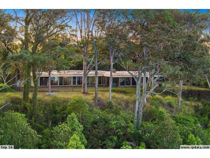 92 Broadwater Terrace, Redland Bay QLD 4165