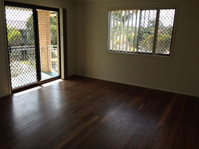 27 Werong Crescent, Cleveland QLD 4163