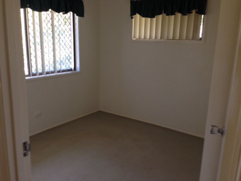 27 Werong Crescent, Cleveland QLD 4163