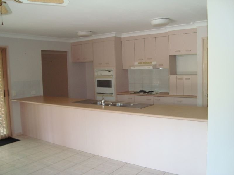 12 Emerald Street, Alexandra Hills QLD 4161