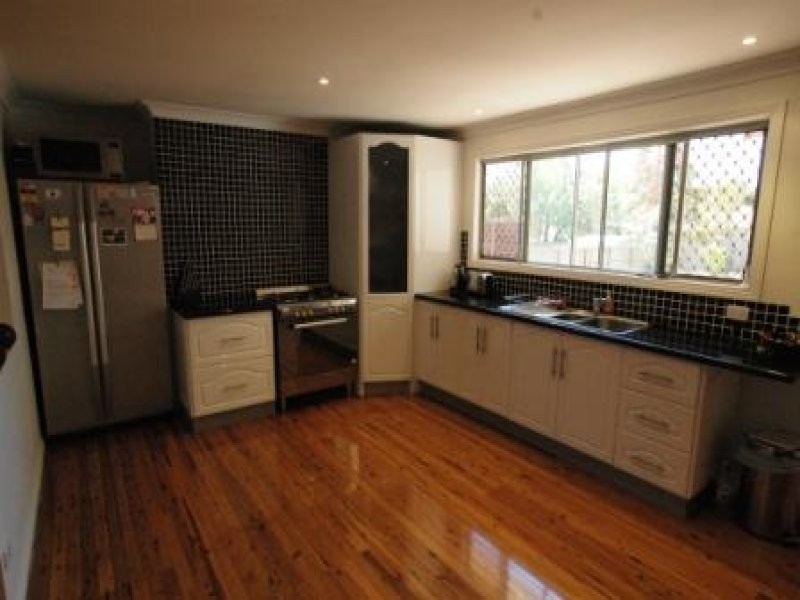 128 Long Street, Cleveland QLD 4163