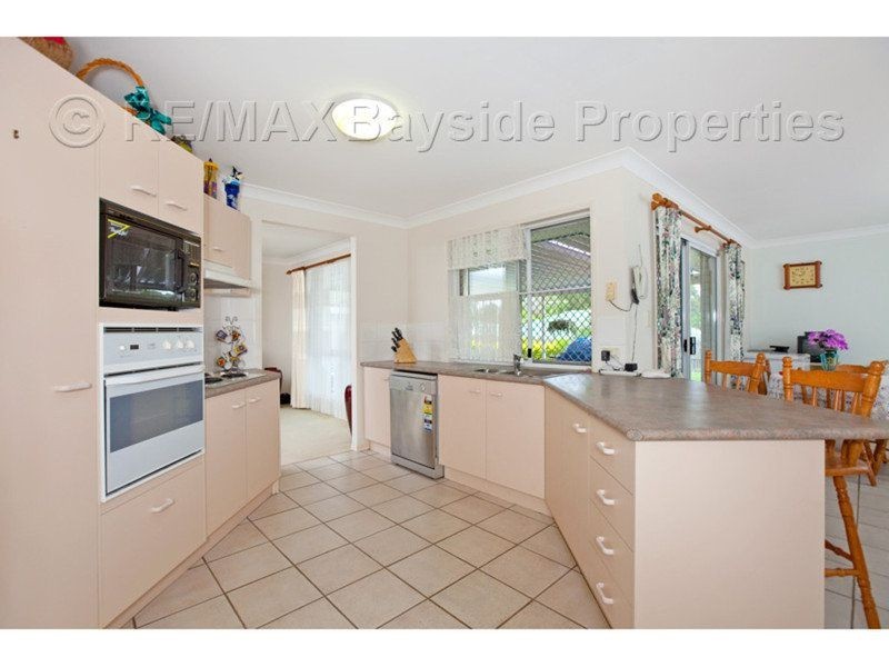 19 Chesterfield Street, Wellington Point QLD 4160