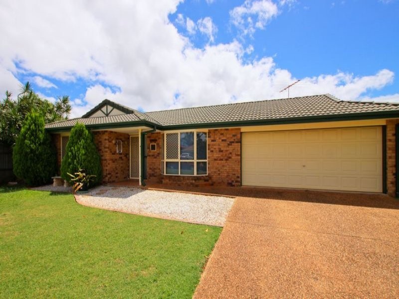 7 Mashie Place, Redland Bay QLD 4165