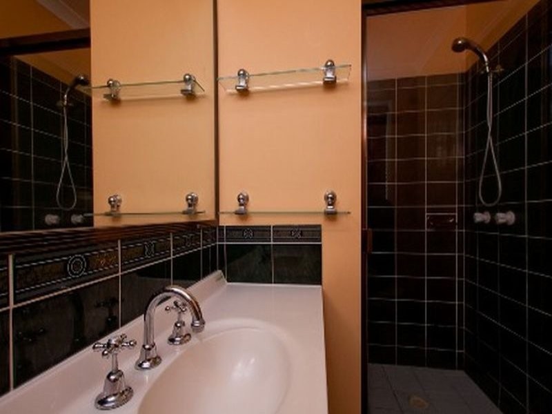 7 Mashie Place, Redland Bay QLD 4165