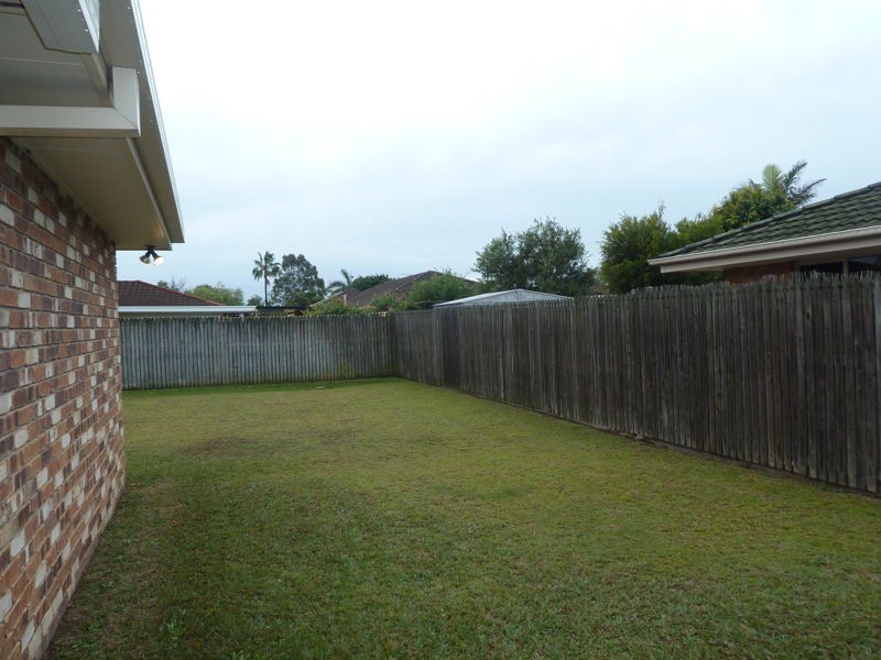 23 Duck Street, Birkdale QLD 4159