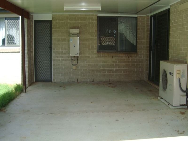 10 Morden Street, Birkdale QLD 4159