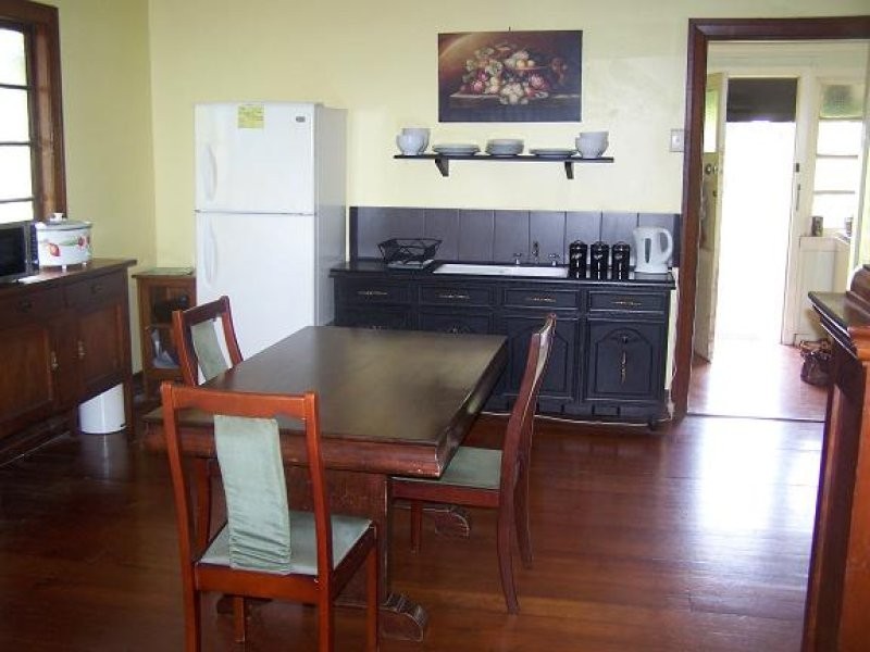 18 Yara St, Russell Island QLD 4184