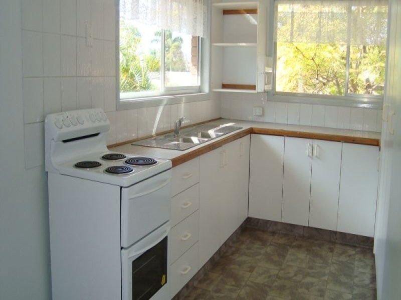 16 Elizabeth Drive, Alexandra Hills QLD 4161