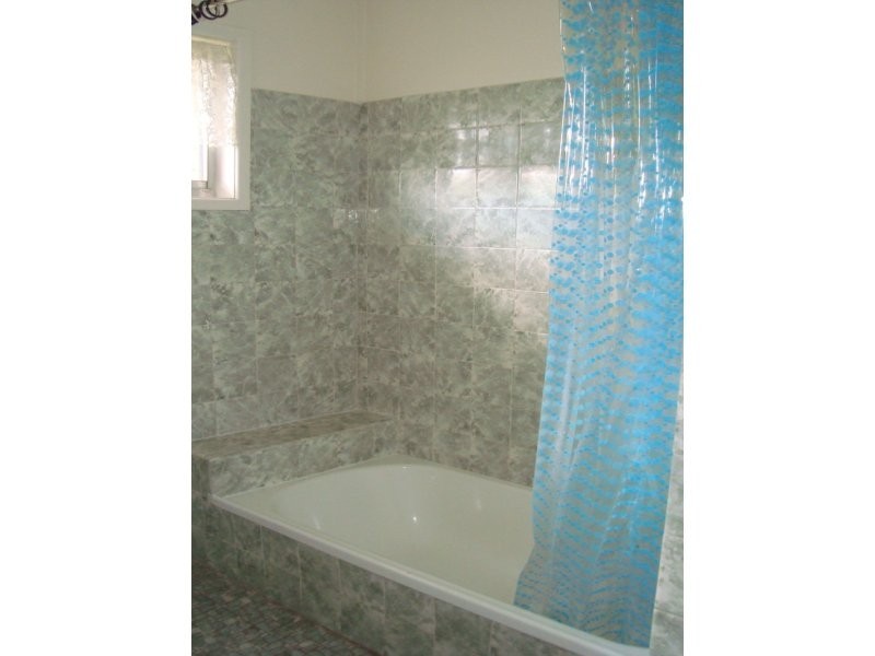 16 Elizabeth Drive, Alexandra Hills QLD 4161