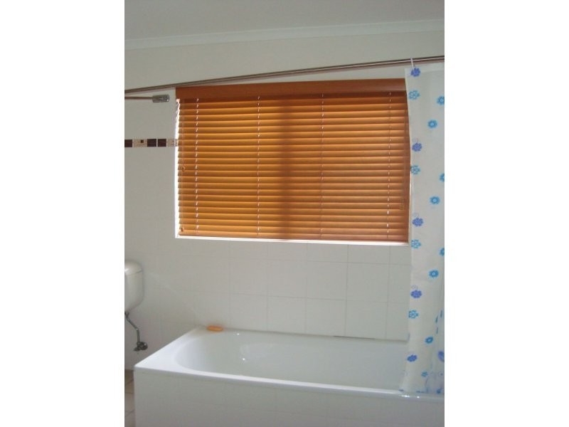 16 Holland Crescent, Capalaba QLD 4157