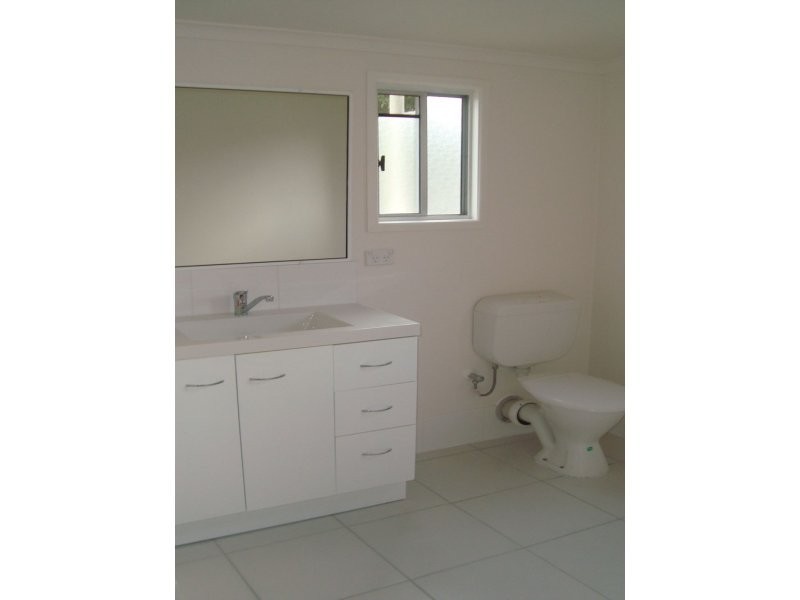 16 Holland Crescent, Capalaba QLD 4157
