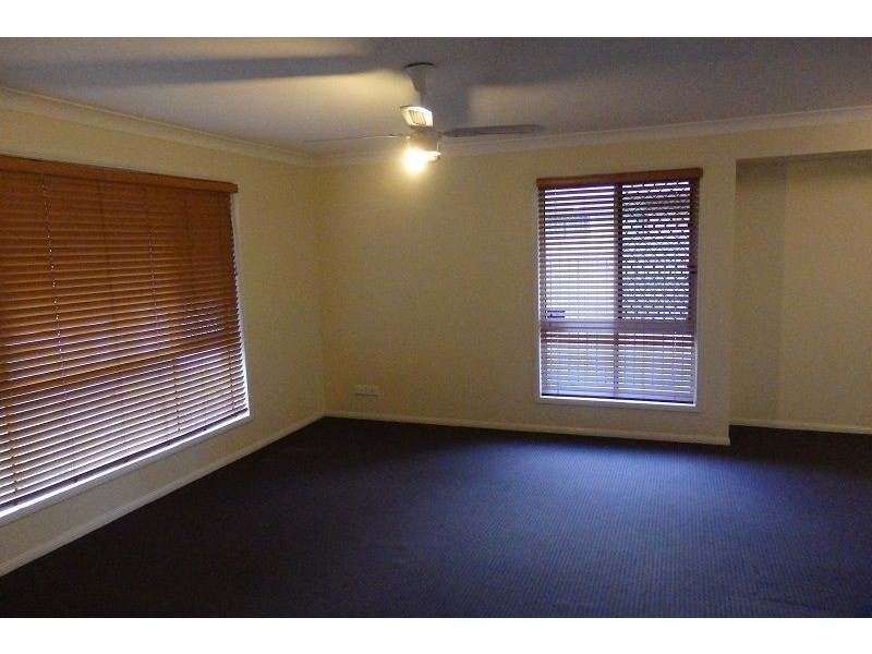 63 Silvara Circuit, Capalaba QLD 4157