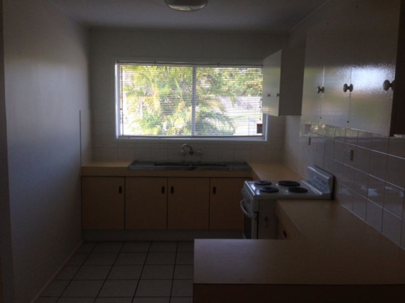 4 Cavell Street, Birkdale QLD 4159