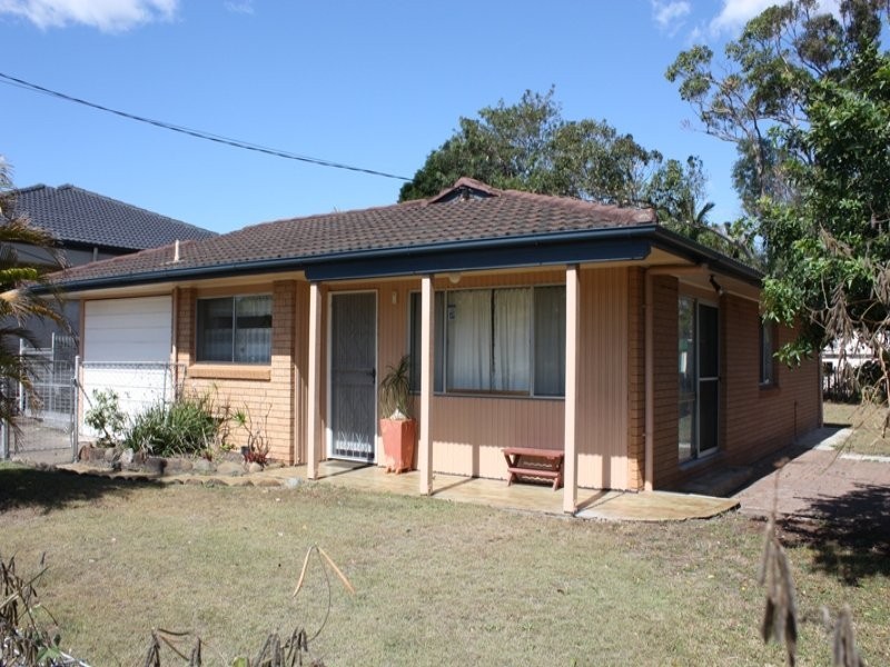 4 Cavell Street, Birkdale QLD 4159