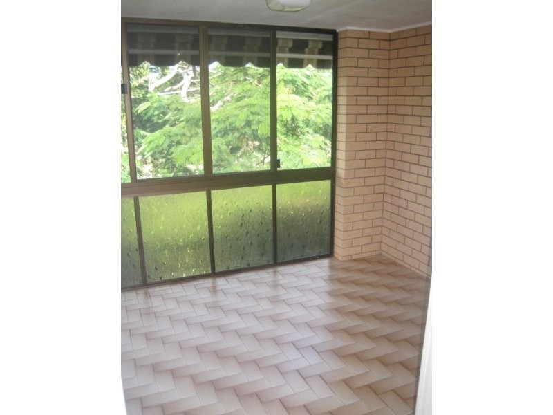 14 Russell Street, Cleveland QLD 4163