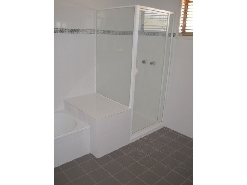 14 Russell Street, Cleveland QLD 4163