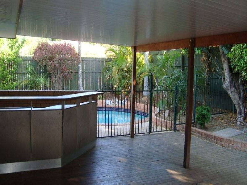 4 Burwood Road, Alexandra Hills QLD 4161