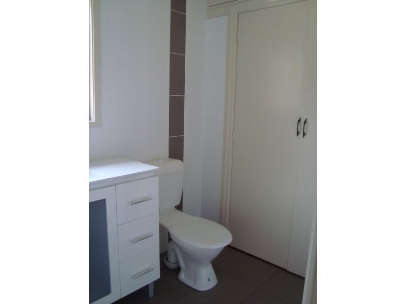 494 Old Cleveland Road East, Birkdale QLD 4159