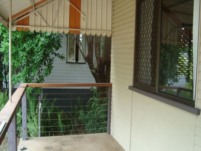 494 Old Cleveland Road East, Birkdale QLD 4159