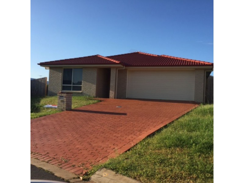 19 Lois Place, Redland Bay QLD 4165