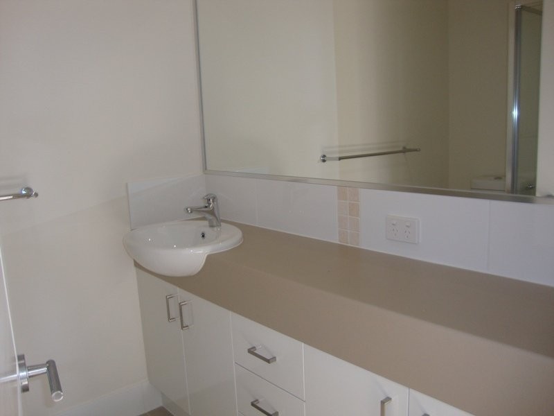 Unit 8/104 Wynyard Street, Cleveland QLD 4163