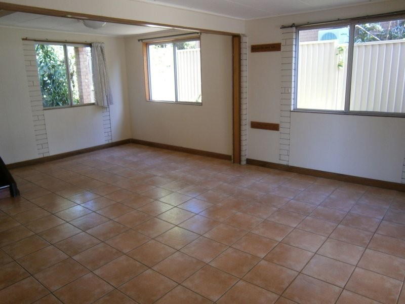 21 Charles Street, Birkdale QLD 4159