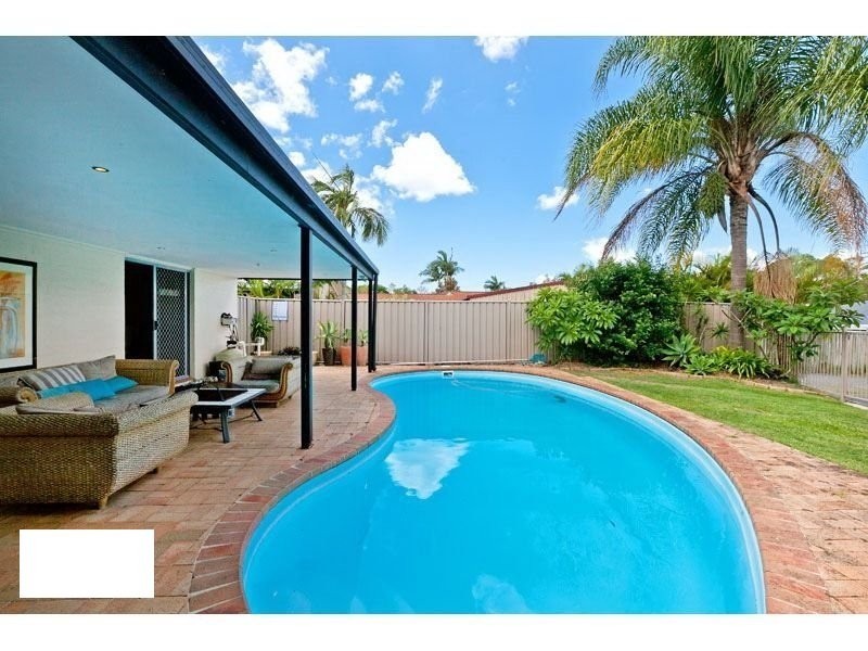 64 Lawn Terrace, Capalaba QLD 4157