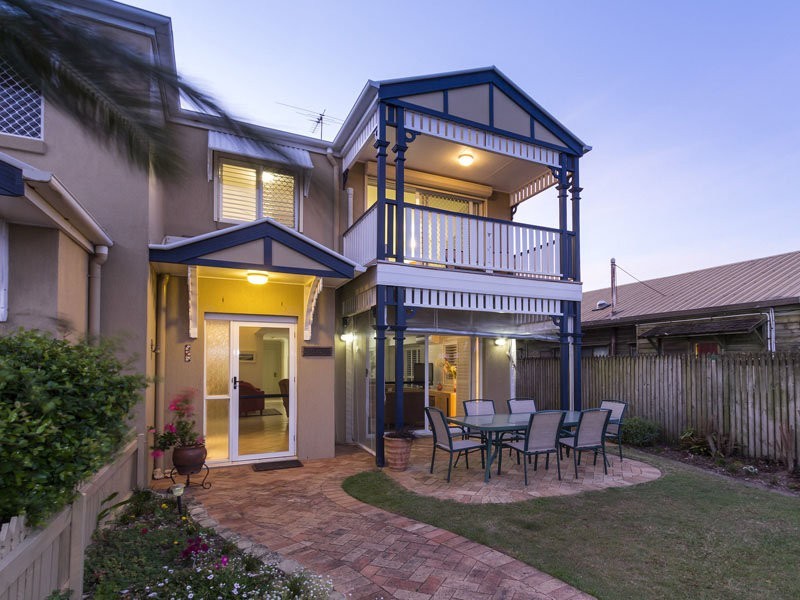 2/192 Shore Street North, Cleveland QLD 4163