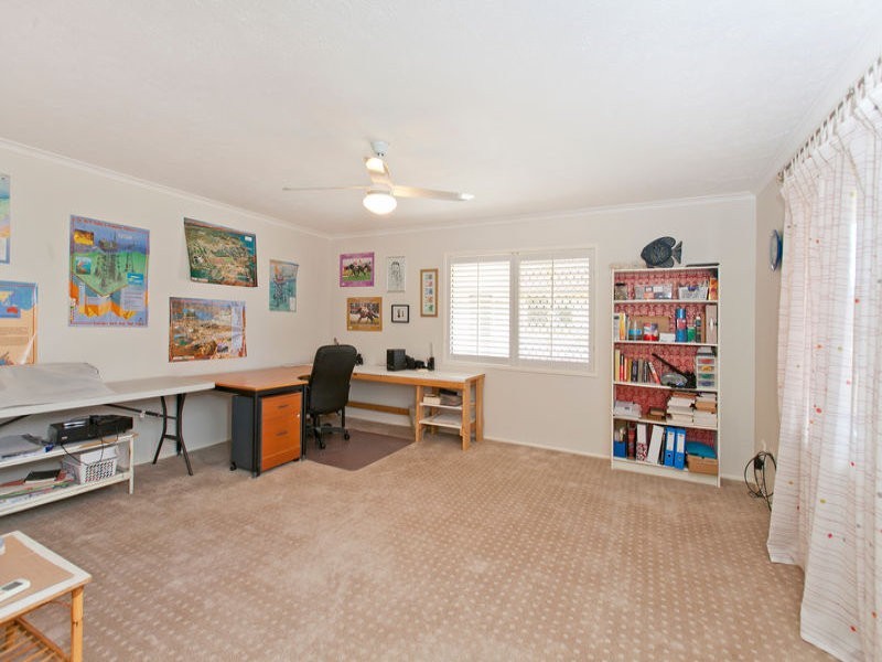 26 Makaha Drive, Birkdale QLD 4159