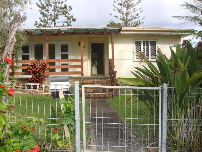 33 Collingwood Road, Birkdale QLD 4159