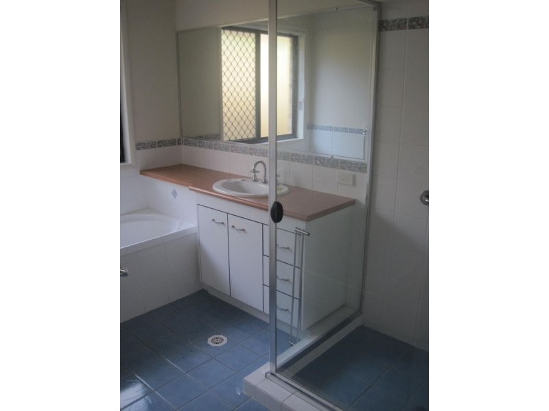 9 Discovery Place, Wellington Point QLD 4160