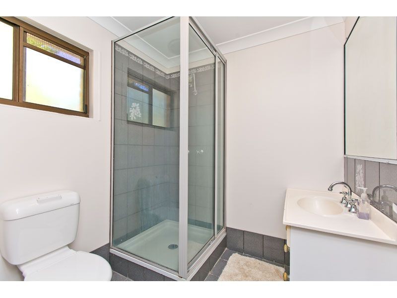 13 Banksia Street, Redland Bay QLD 4165