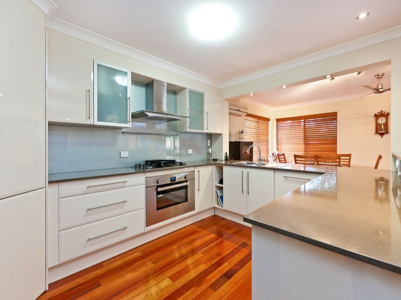 14 Wilohurst Drive, Redland Bay QLD 4165