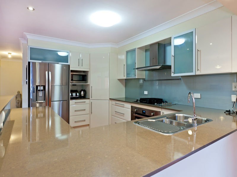 14 Wilohurst Drive, Redland Bay QLD 4165
